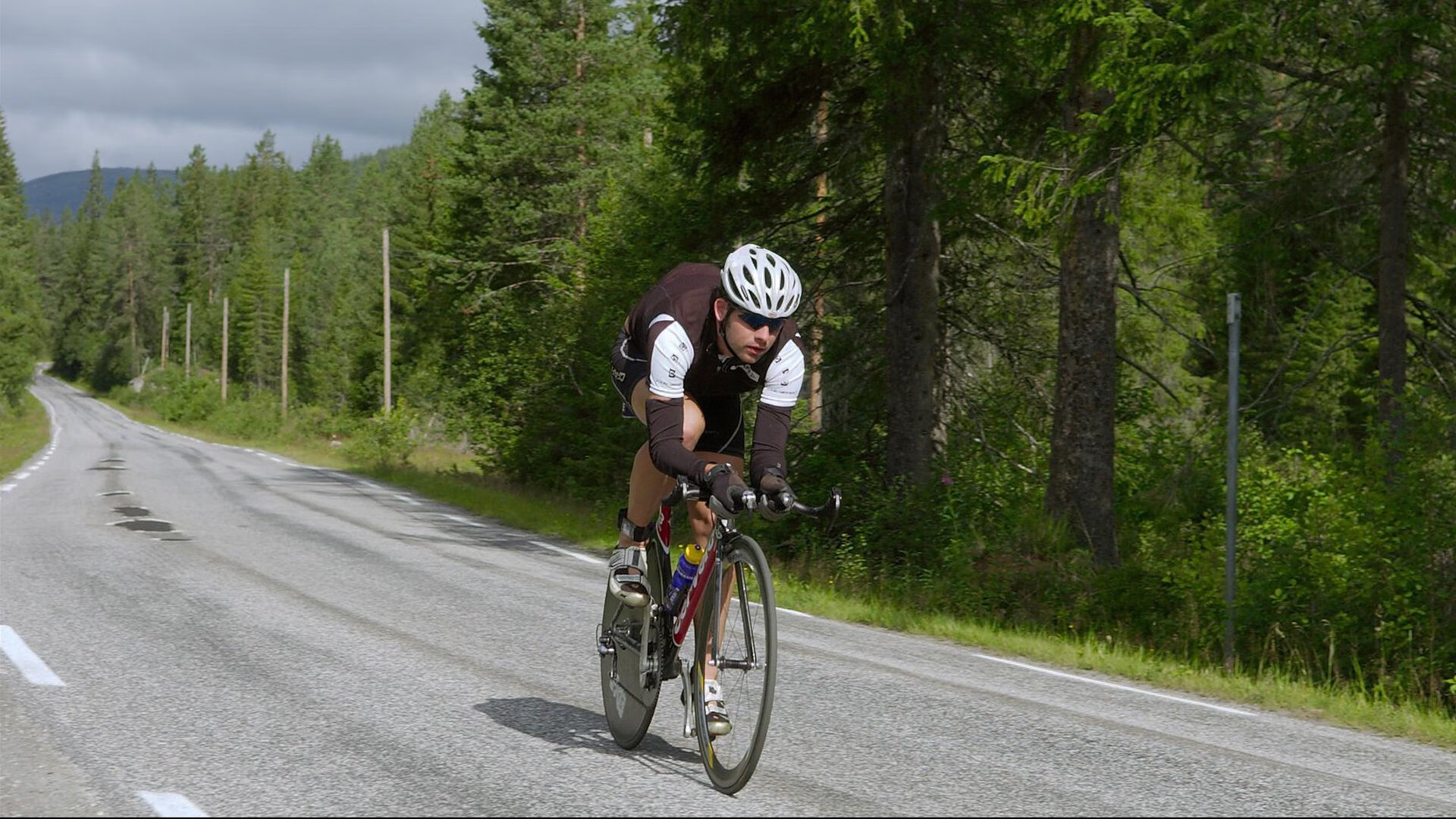 世界杯第二轮:韩国补时两球 从绝望中抢回一线生机